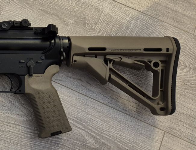 Radosław, Brzeg Radosław, Brzeg