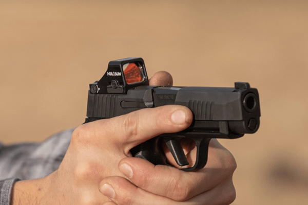 Zerowanie kolimatora na pistolecie