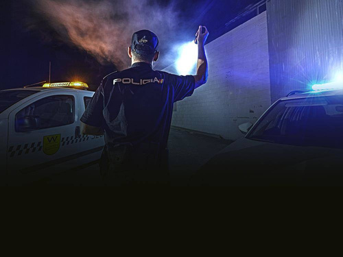 Fenix - Latarka LED TK22 TAC z akumulatorem 5000 mAh - 2800 lumenów - TK22 TAC