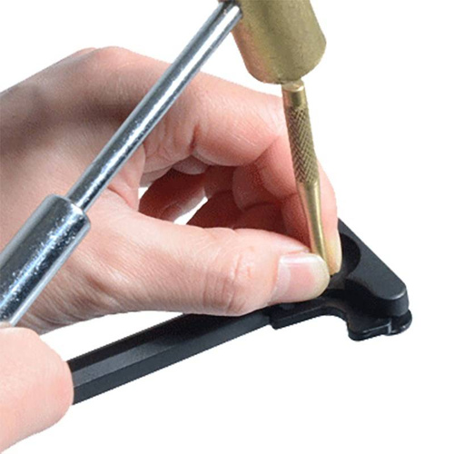 Leapers - Uchwyt dźwigni przeładowania do AR15 powiększony - Czarny - TL-CHL01