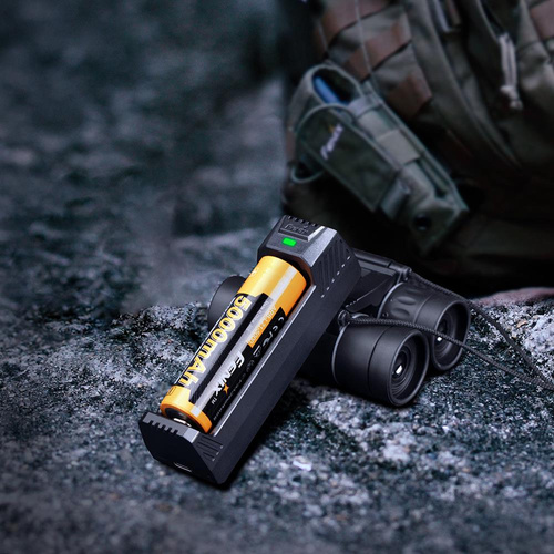 Fenix - Ładowarka mikroprocesorowa do akumulatorów ARE-X1 V2.0 - 18650 - USB-C