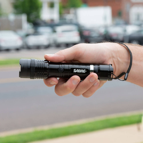 Sabre Red - Latarka akumulatorowa z paralizatorem - 1 mln V - 80 lm - Czarna - S-1000SF