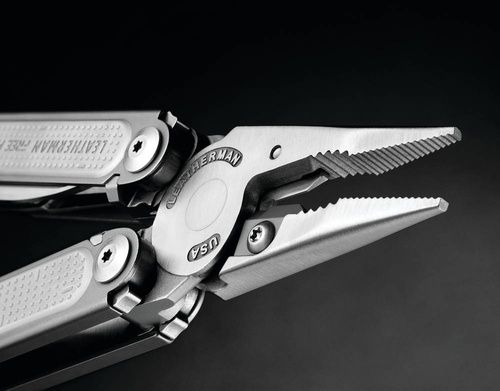 Multitool Leatherman FREE™ P4 - 832642
