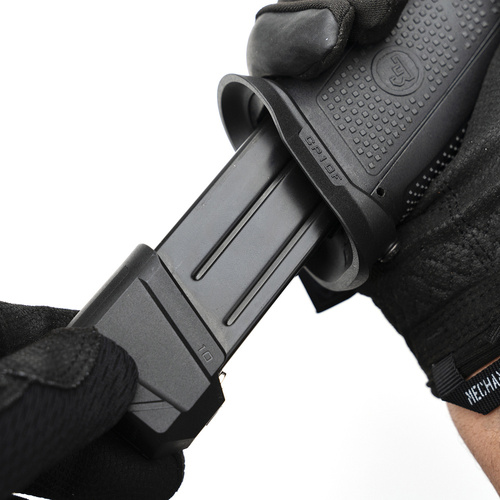 Strike Industries - Powiększony lejek magazynka do pistoletu CZ P-10 F - Czarny - SI-CZP10F-MAGWELL